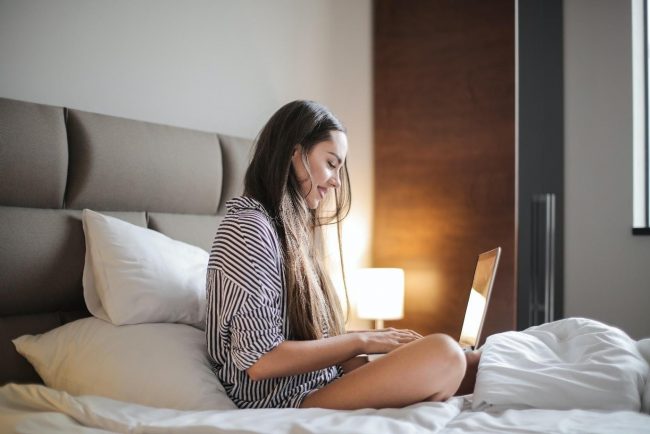 Vital Partners Online Dating The Blessing or The Curse of the Modern World